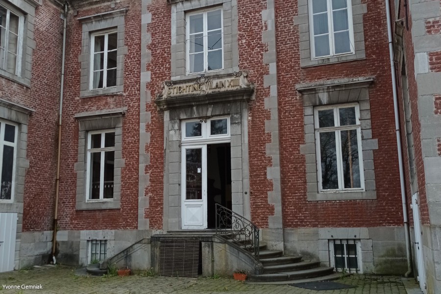 Leut kasteel ingang