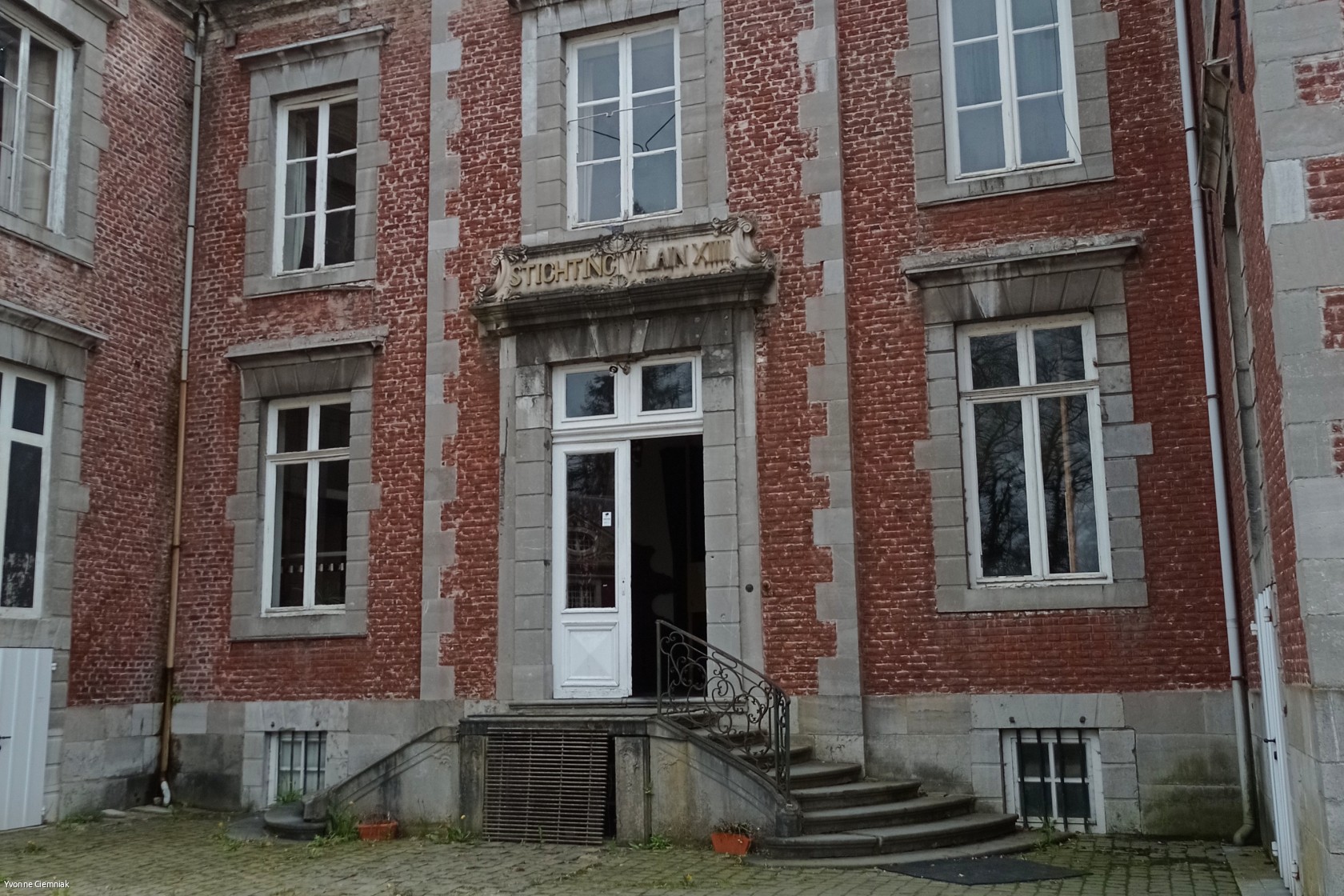Leut kasteel ingang